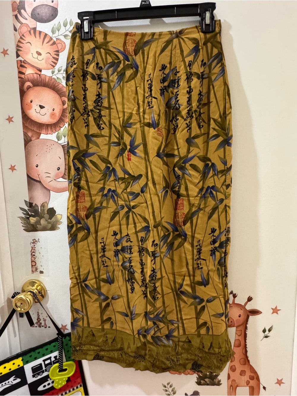Vintage Clio Mustard Yellow Bamboo-Print Maxi Skirt with Navy Leaves
